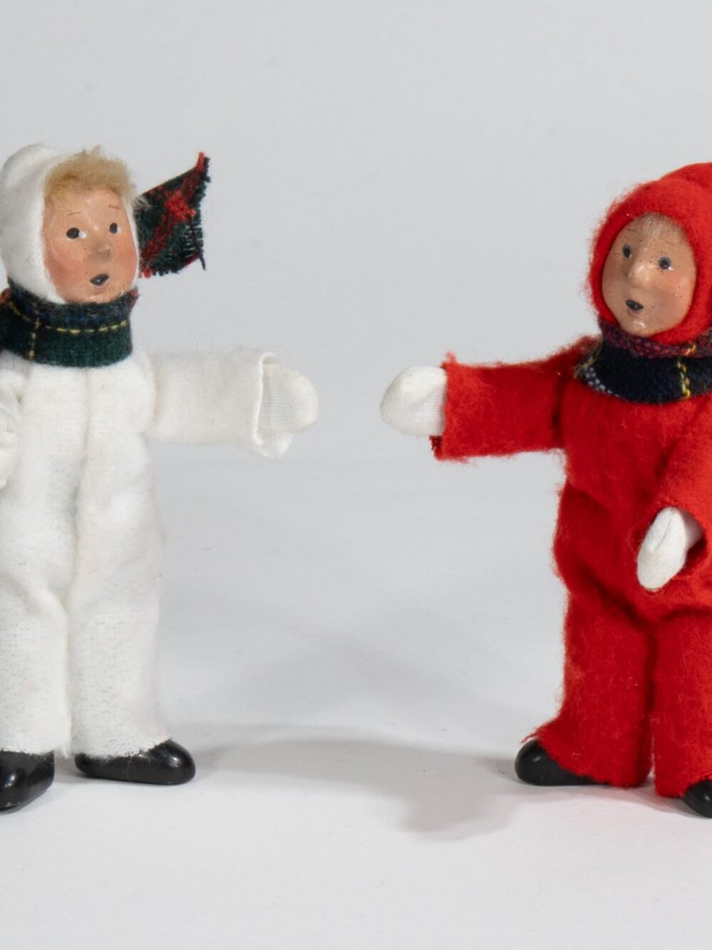2 Byers' Choice Children Figures, Dated 1992